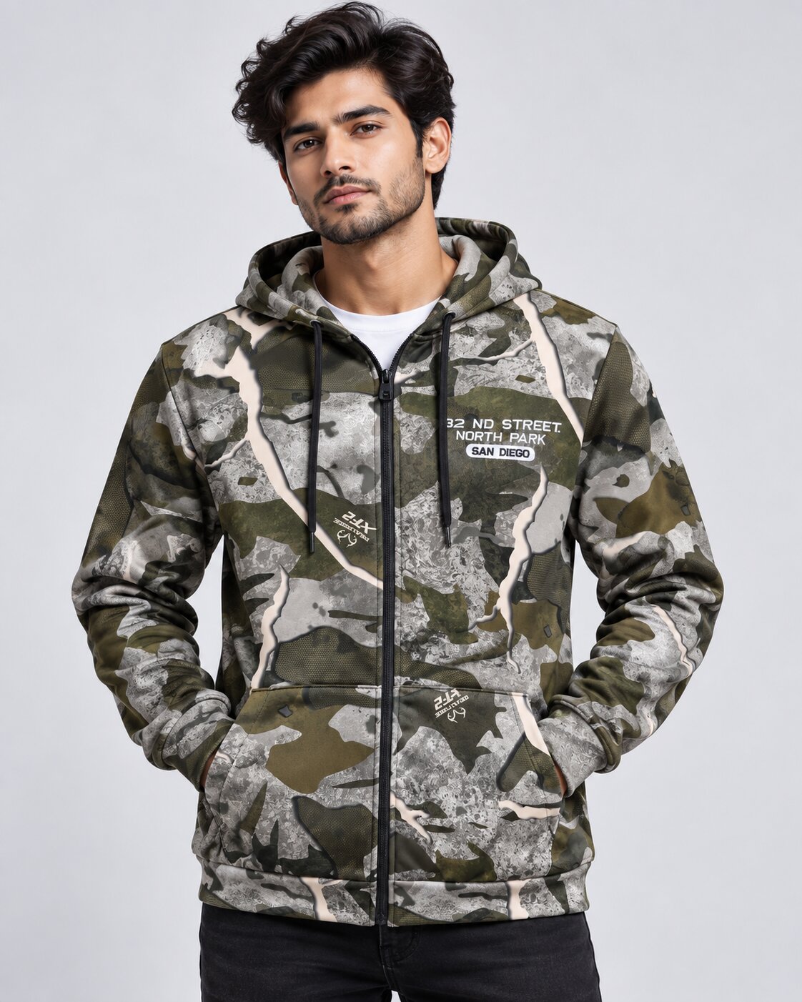 Men’s KIABI Camouflage Hooded Jacket – Full-Zip Casual Hoodie